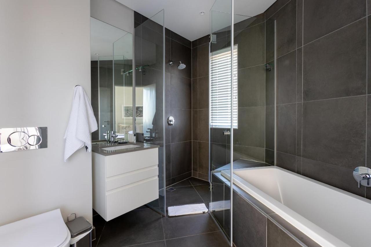 Axis Luxury Apartments By Century City Hotels Kapstaden Eksteriør billede
